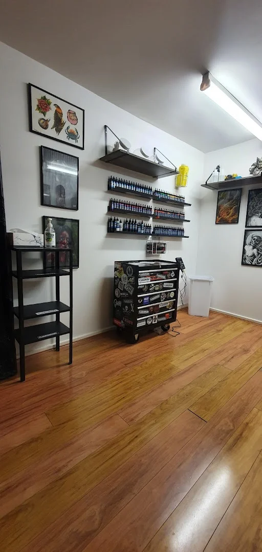 AT Tattoo & Designs profile