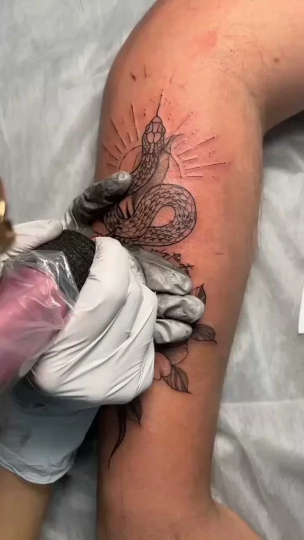 Boom Tattoo Studio portfolio 1