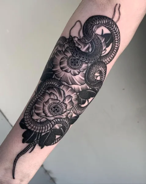 Lighthouse Electric Tattoo portfolio 1