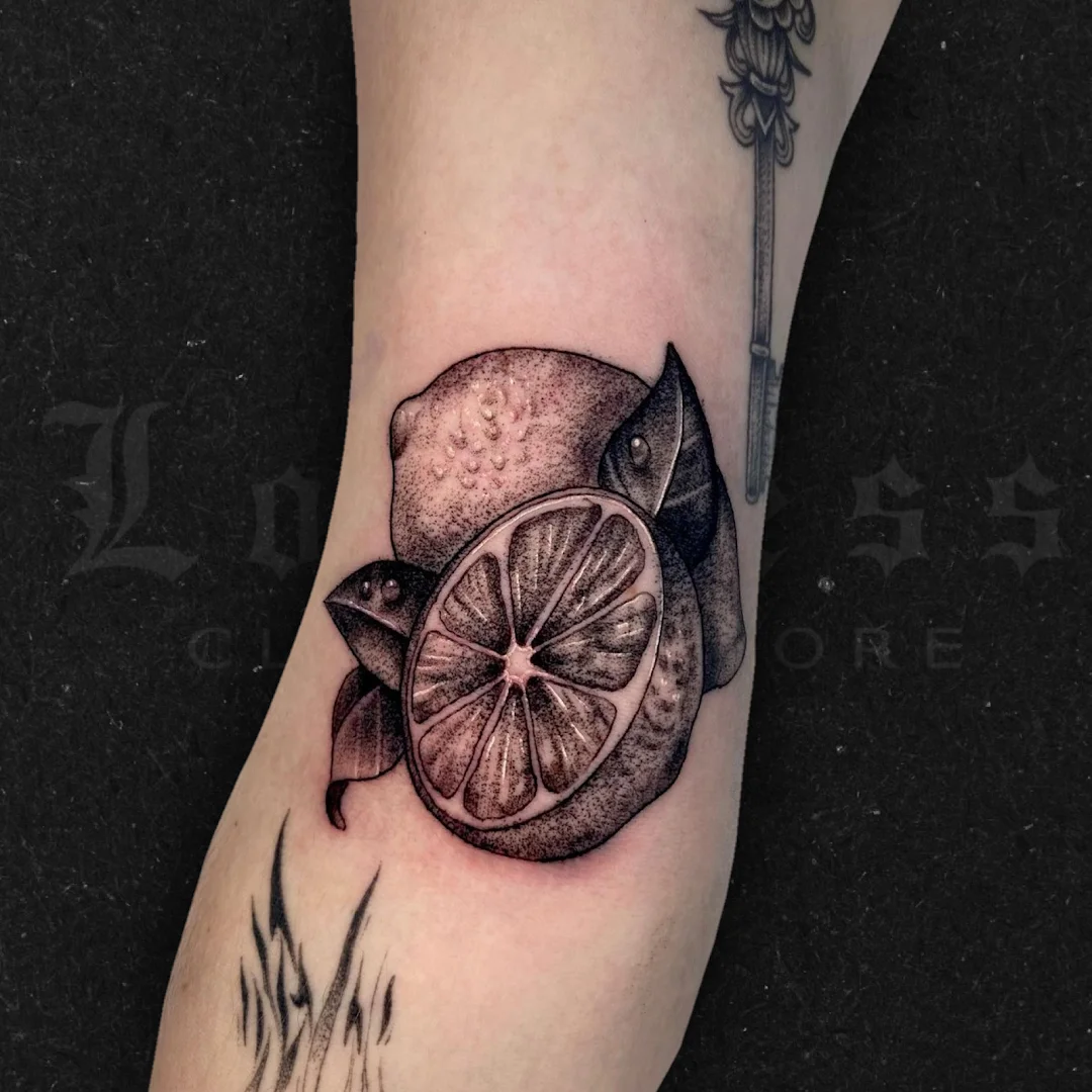 LOVELESS CLUB OF GORE - TATTOO STUDIO - UNIQUE ART, UNIQUE STUDIO, UNIQUELY FEMALE OWNED portfolio 2