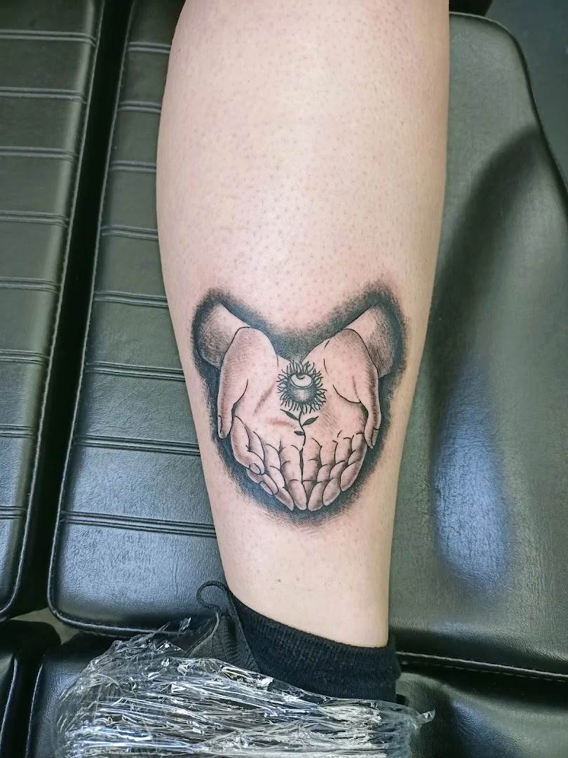 Punktured Tattoo portfolio 2
