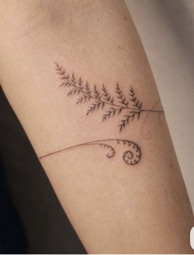 Elegant Leaf Tattoo for Nature Lovers