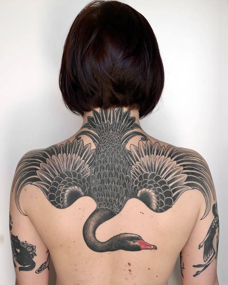 Elegant Dotwork Swan Tattoo for the Back
