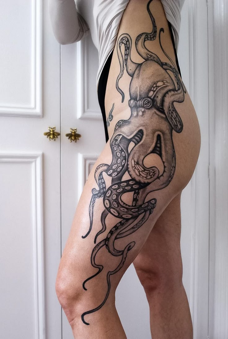 Intricate Octopus Thigh Tattoo