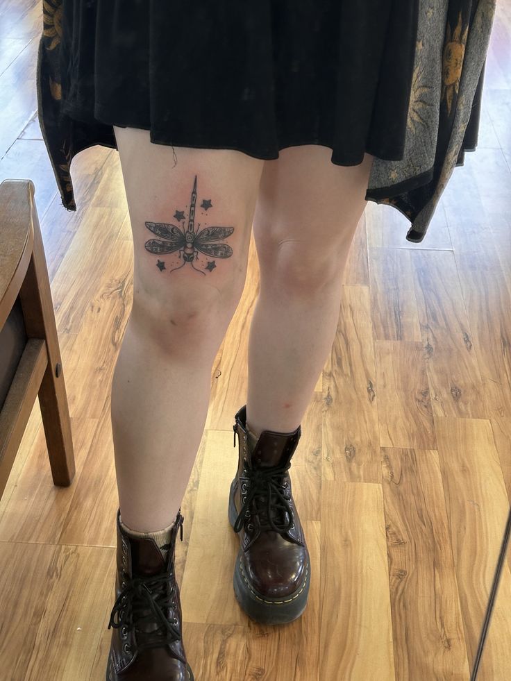 Stunning Blackwork Dragonfly Knee Tattoo