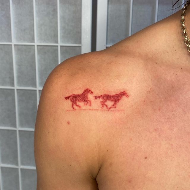 Elegant Minimalist Horse Tattoo for the Shoulder