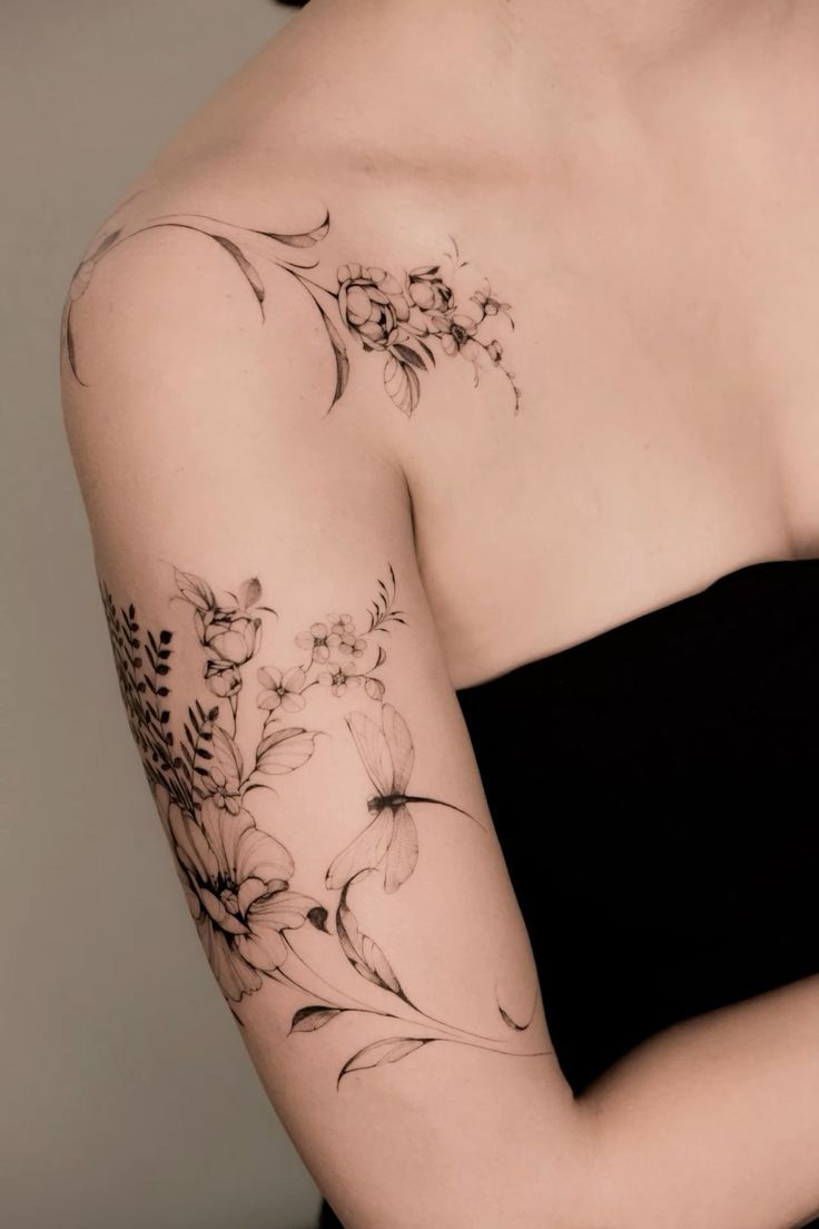 Elegant Floral Shoulder Tattoo Design