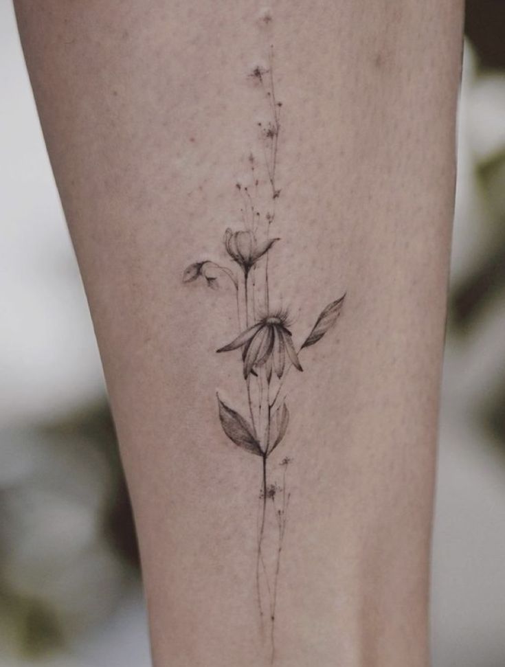 Delicate Floral Wrist Tattoo Inspiration